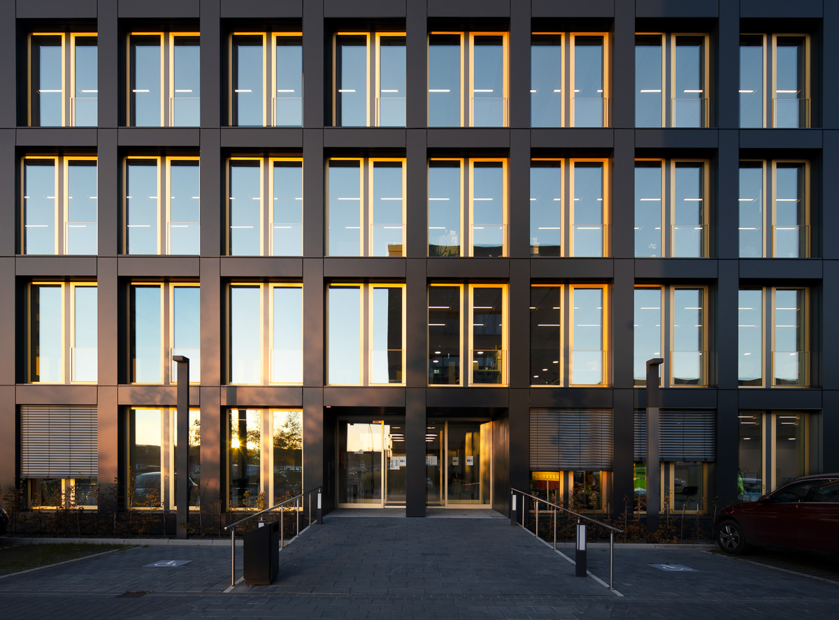 Eingang Handwerkerhaus Bremen Überseestadt Architekturfotograf Ken Wagner